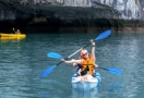 Kayak sur la baie d'Halong