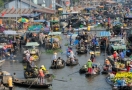 Le marché flottant de Cai Rang en pleine effervescence