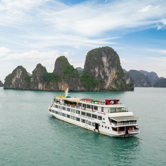 Croisière Bateau La Regina Royal Dans La Baie D'Halong - Baie De Lan Ha 