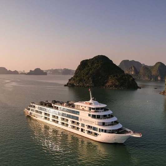 Croisière D'Une Journée Ambassador Dans La Baie D'Halong