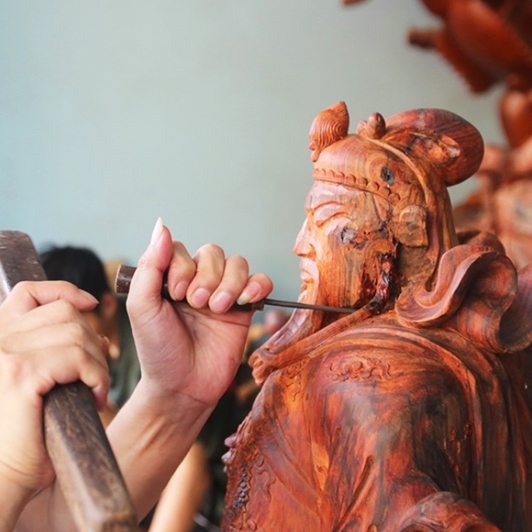 Circuit au village de soie Vạn Phúc, sculptures Sơn Đồng - libellules Thạch Xá 1 Jour