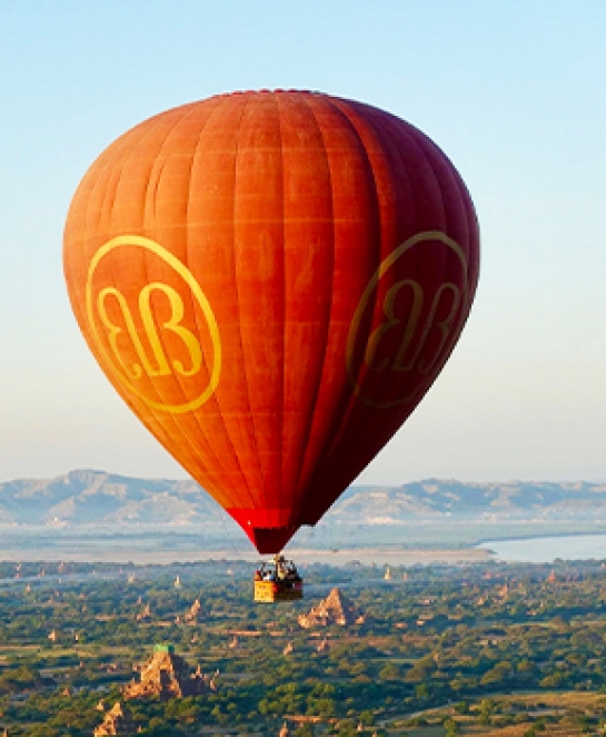 Visite de Bagan (Birmanie) en Montgolfière
