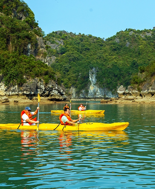 Croisière à la baie de Lan Ha sur jonque Peony -M.Castel