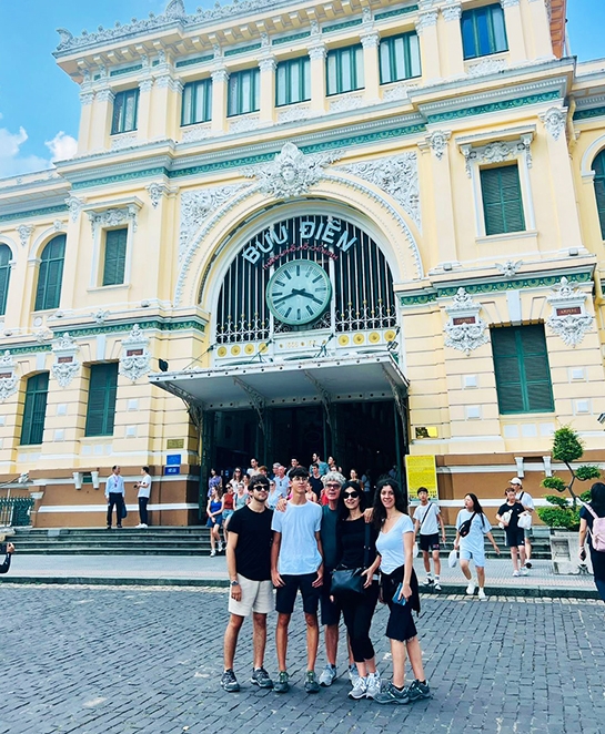 Croisière à la baie de Lan Ha sur Mon-chéri jonque -M.Castel