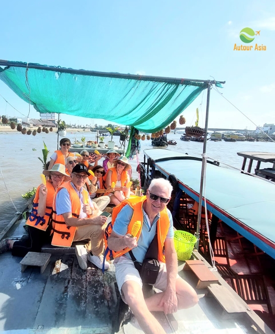 Aventure incroyable au Vietnam avec Hélène Marie