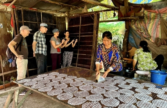 Villages D'artisanat De Battambang Et Aux Alentours Villages D'artisanat De Battambang Et Aux Alentours