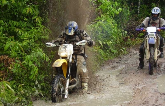 7 Jours à Moto Du Couple Noah - Siem Reap Preah Vihear Banlung Kratie 7 Jours à Moto Du Couple Noah - Siem Reap Preah Vihear Banlung Kratie