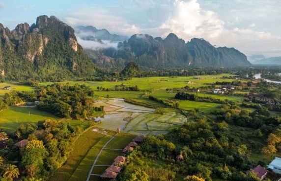 Revue Sur Que Faire Au Laos En 1 Mois De Jacolot Revue Sur Que Faire Au Laos En 1 Mois De Jacolot