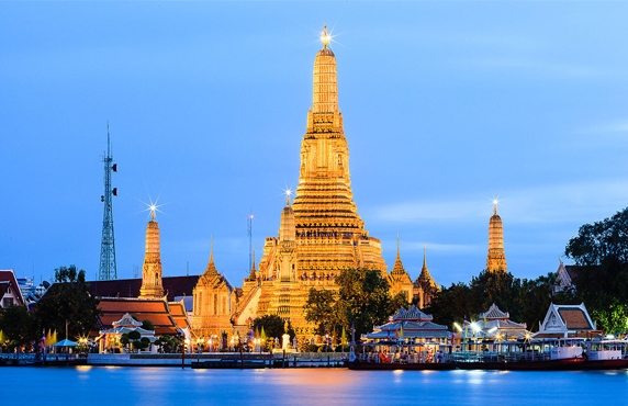 Wat Arun Bangkok - Découvrez Le Temple De L’Aube En Thailande Wat Arun Bangkok - Découvrez Le Temple De L’Aube En Thailande