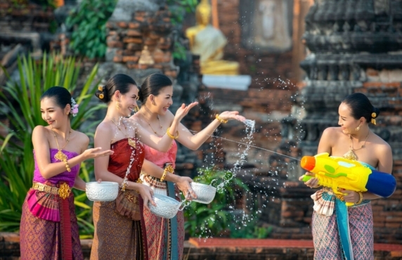 Quelles Sont Des Meileures Fêtes En Thaïlande En Avril ?