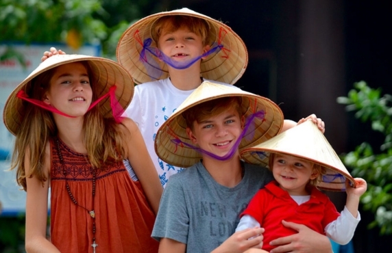 Vietnam Ou Thaïlande - Quel Pays Choisir Pour Le Voyage En Famille?