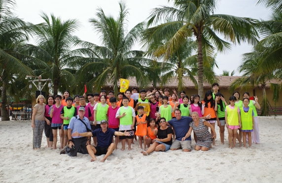 Voyage Solidaire Avec Autour Asia Et Association Amitié Corse - Vietnam