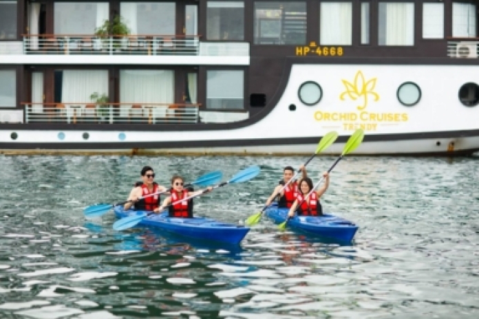 Hanoï - Baie d'Halong - Baie de Lan Ha (Déjeuner - Dîner)