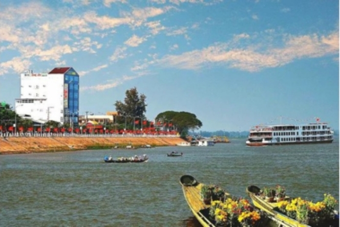 Fleuve du Mekong - Tan Chau - Cambodian Border (B, L, D)