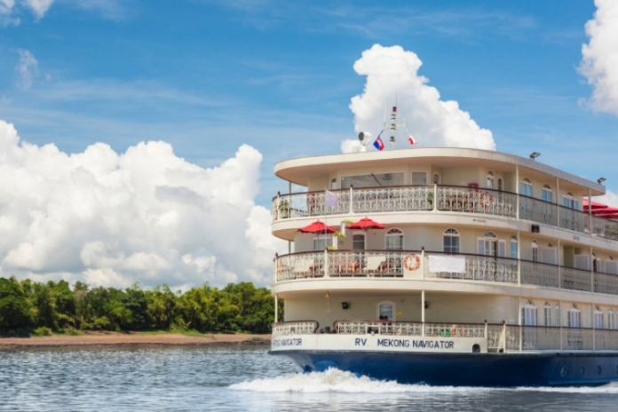 Siem Reap - Kampong Cham - Croisière Mekong Navigator (-,L,D)