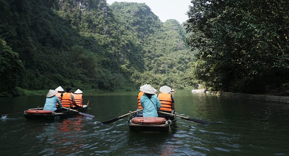 Croisière en barque à Thung Nham (Ninh Binh)