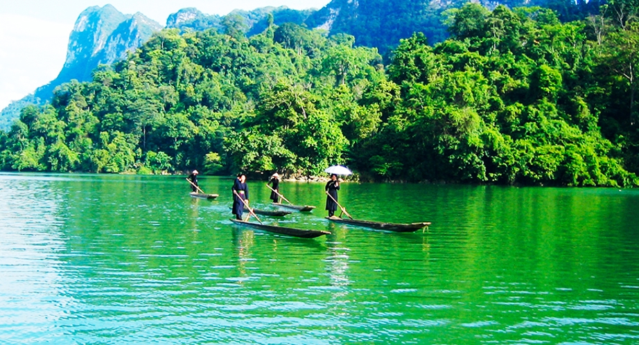 Croisière sur lac Ba Bể (Bac Kan)