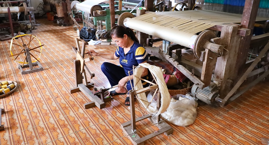 Atelier de soie de Phùng Xá, Hanoi