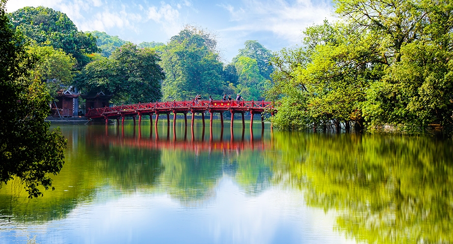 922-13-hanoi-vietnam