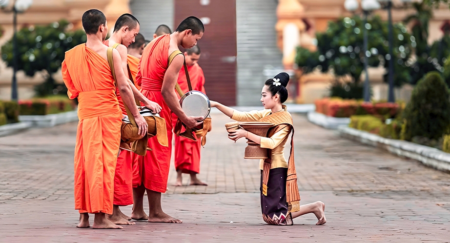 922-498-Luang-Prabang-Laos-4