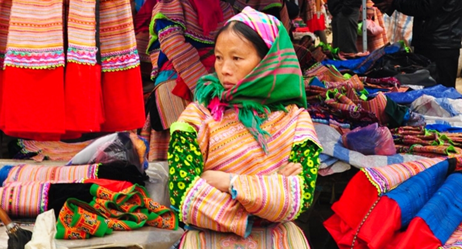 Hmongs fleuris à Bac Ha Vietnam