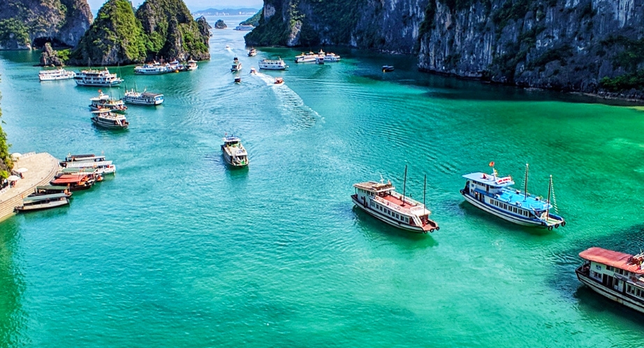 Croisière à la baie d'Halong