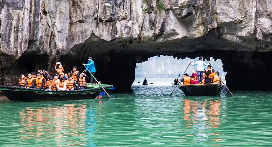 Croisière à la baie d'Halong