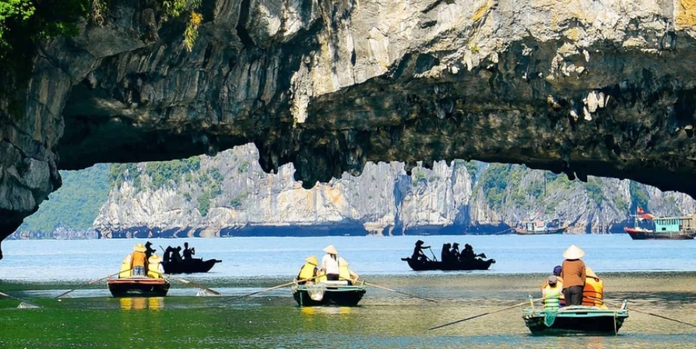Grotte de Sombre et Lumineuse