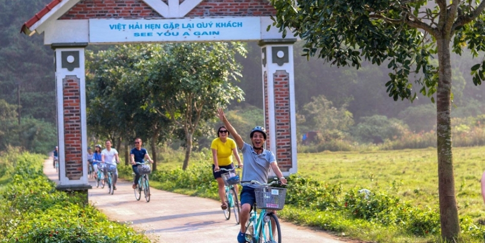 Faire du vélo au village de Viet Hai 