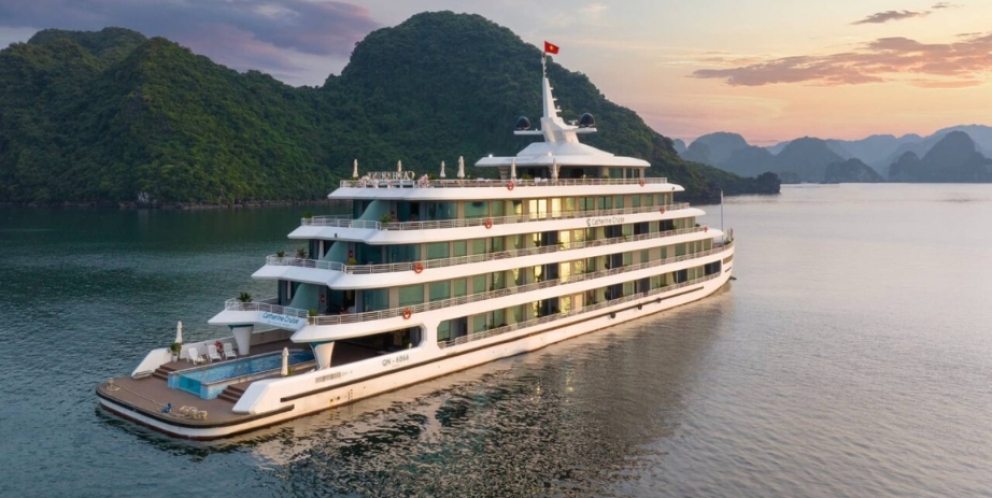 Croisière Catherine dans la baie d'Halong