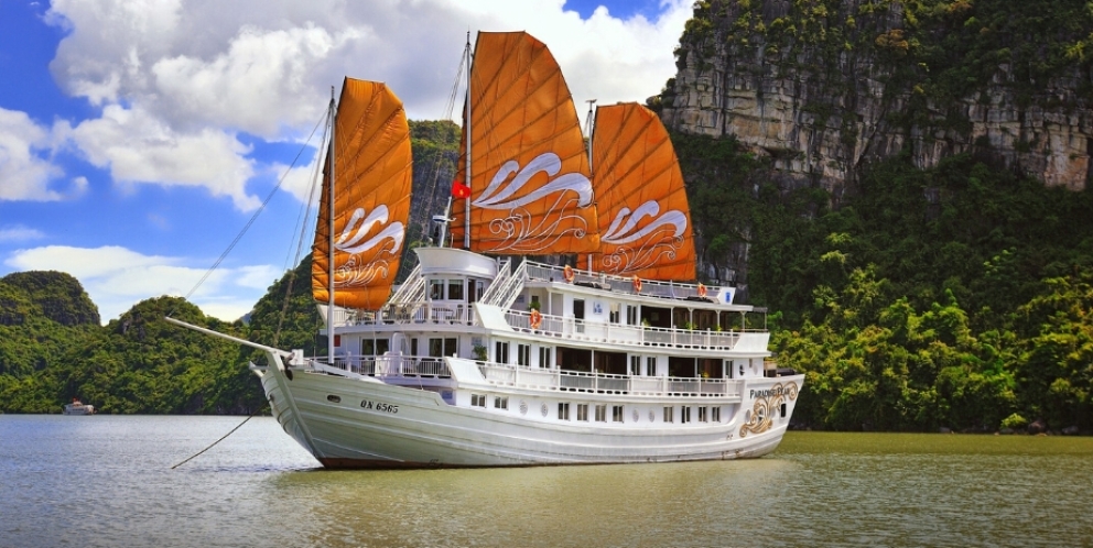 Croisière Paradise Peak dans la baie d'Halong