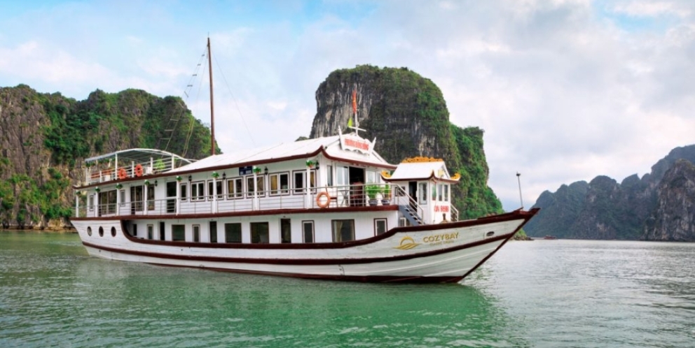 Croisière Cozy Bay dans la baie d'Halong