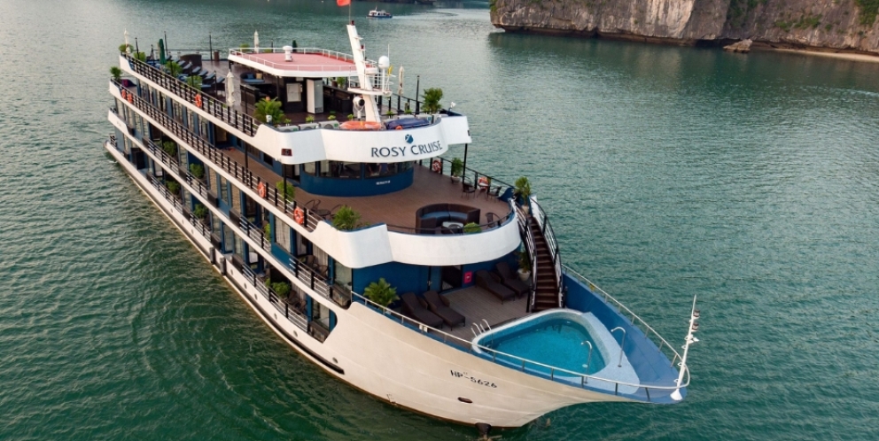 Croisière bateau Rosy dans la baie d'Halong