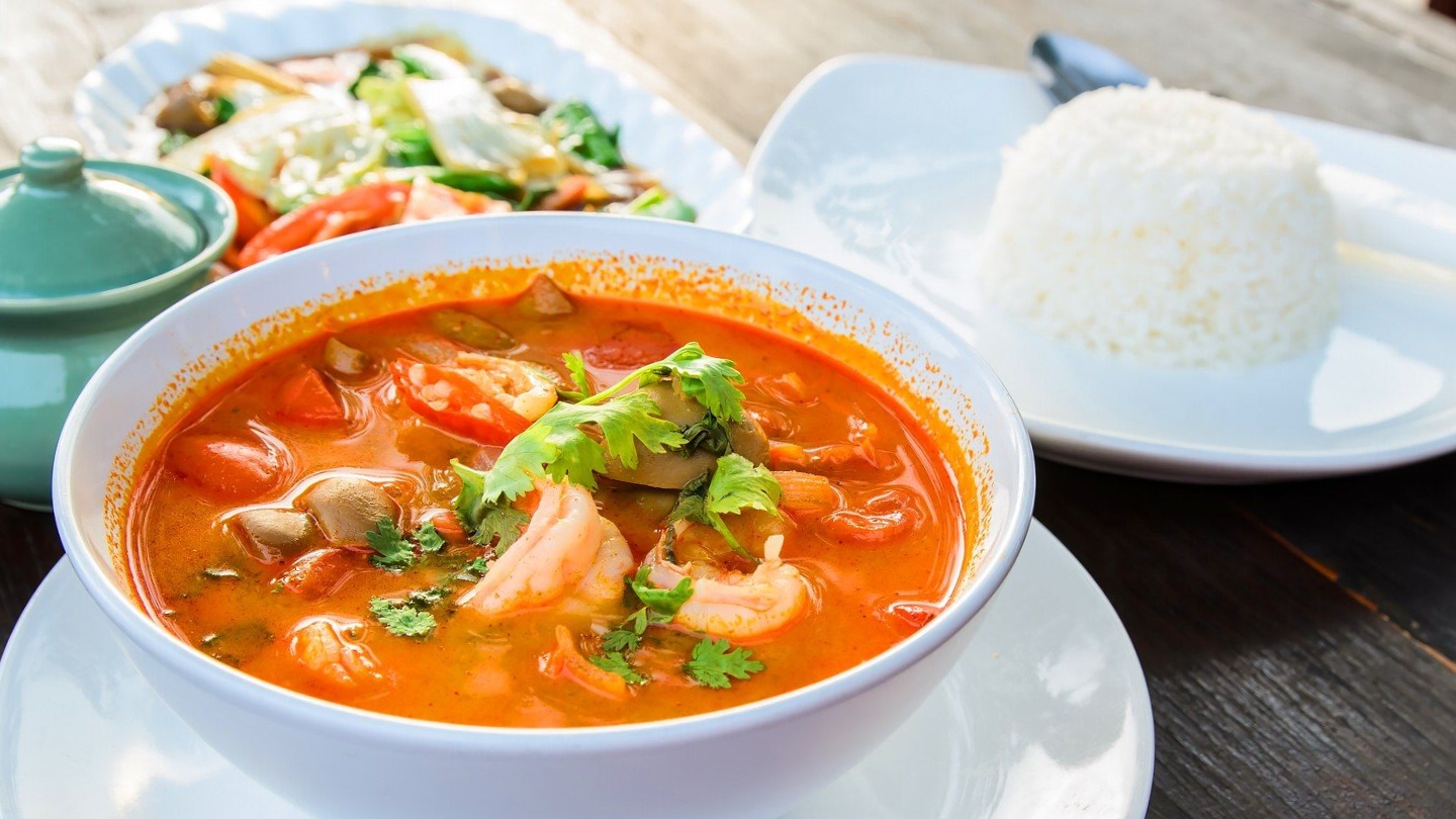 Tom Yum Pla Kang, une spécialité à Kanchanaburi en novembre