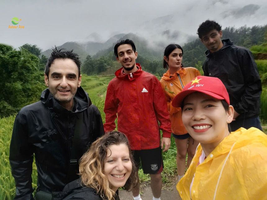 Aventure incroyable avec Autour Asia 1