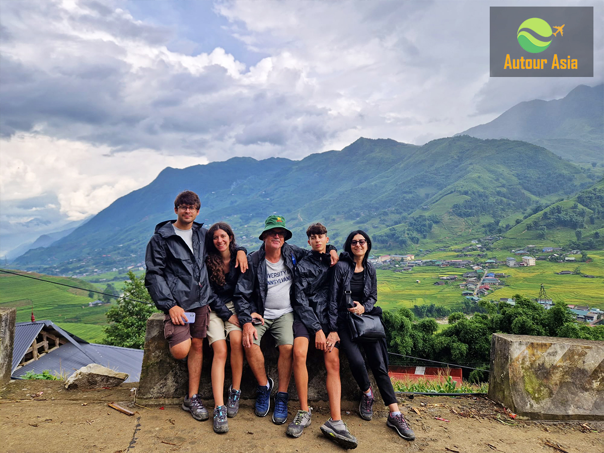 1200-4-Sapa-Trekking