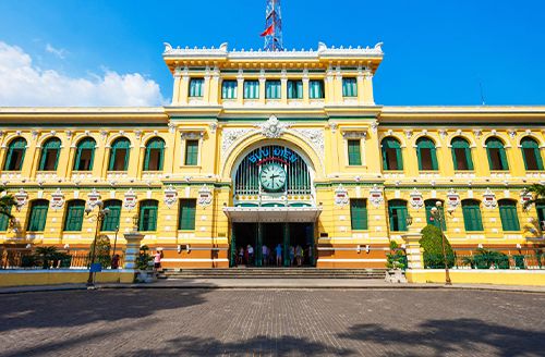 Hue - Ho Chi Minh Ville En Avion (900km - 1h20) (Pd)