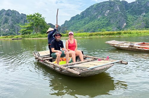 Hanoi - Ninh Binh - Vân Long (130 Km - 3 Heures De Route) (Petit-déjeuner ; Dîner)