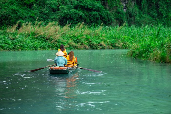 Balade en barque à Ninh Binh