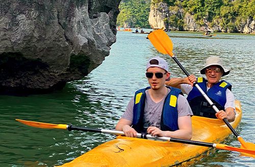Baie De Lan Ha – Hanoï – Vol Pour Hué