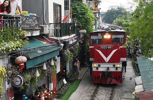 Hanoï – Visite De La Ville – Train De Nuit Pour Lào Cai