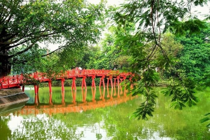 D&eacute;couvrez le pont The Huc, symbole du lac Hoan Kiem