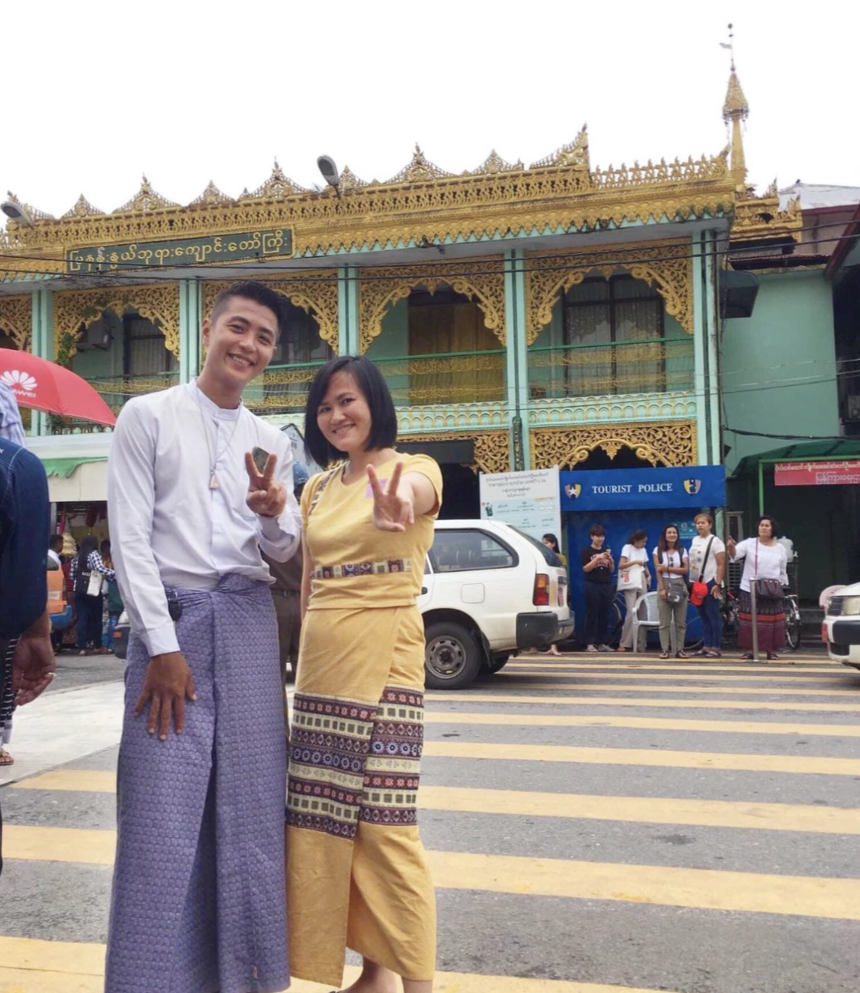 16-Traditional-Dress-of-Myanmar