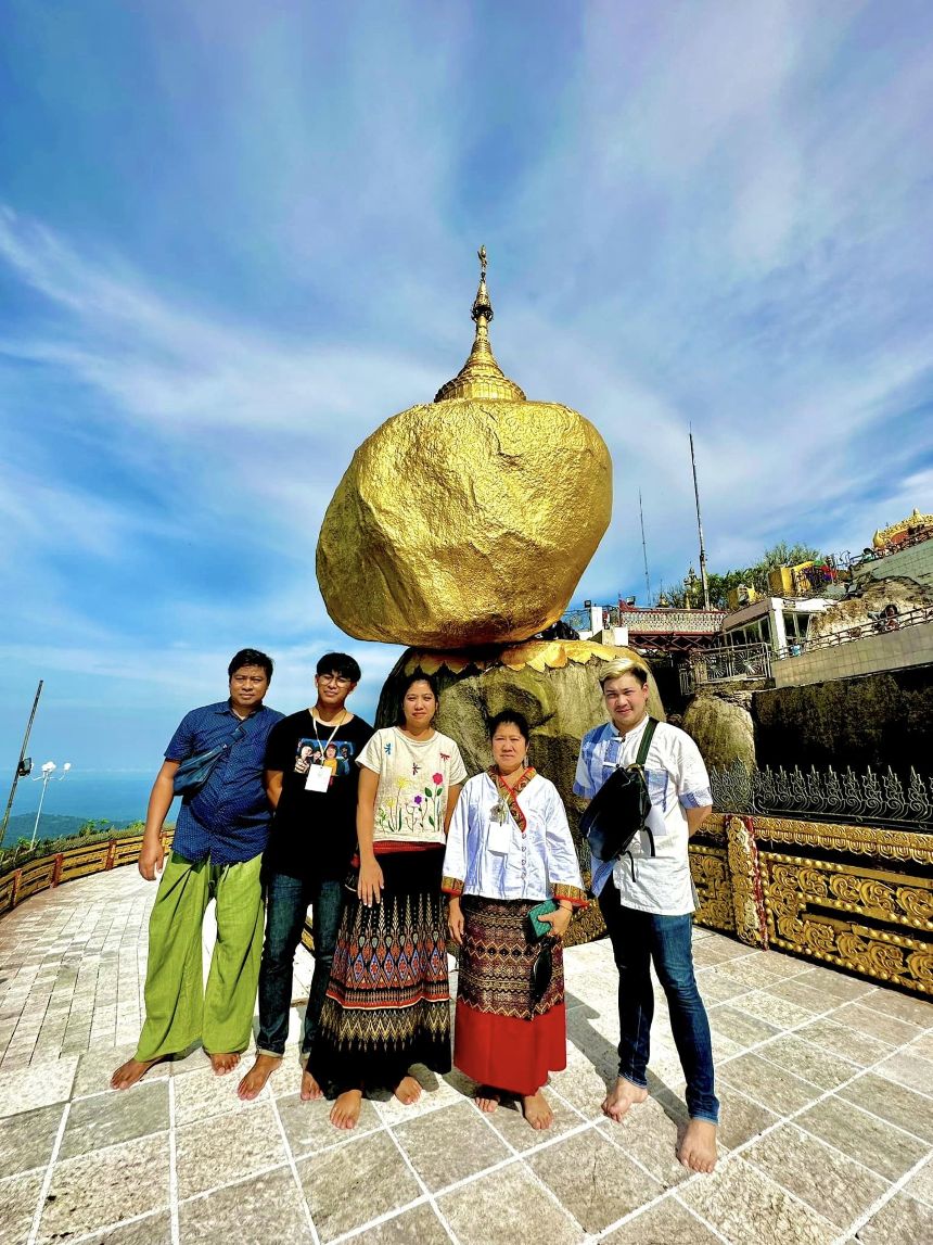 5-Golden-Rock-Myanmar