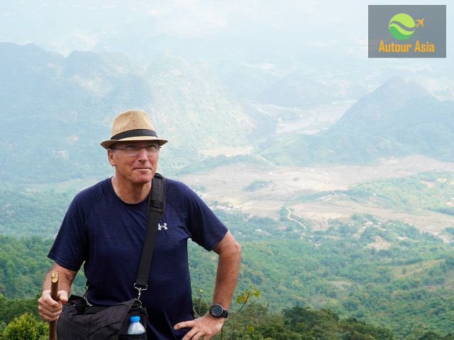 Randonnée à Pu Luong Vietnam (M Claude)