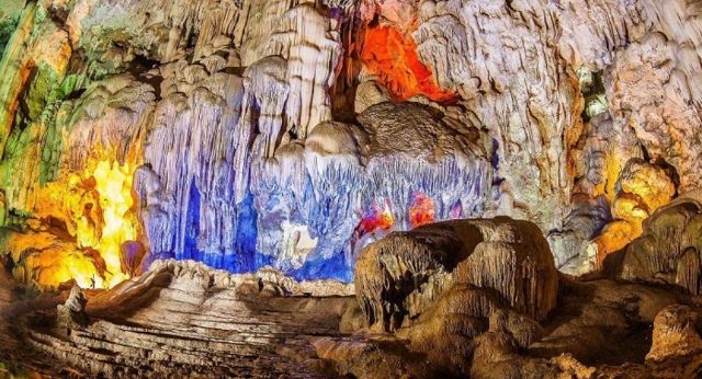 Découvrir la grotte de Sung Sot
