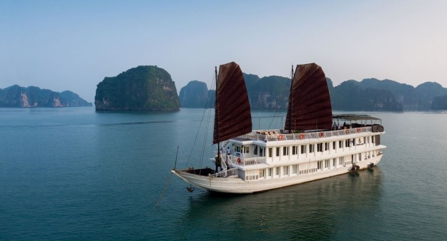 Croisière Garden Bay Legend 01