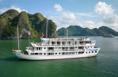 Hanoï - Baie dHalong - Grotte Luon - Île Titop (-, L, D)