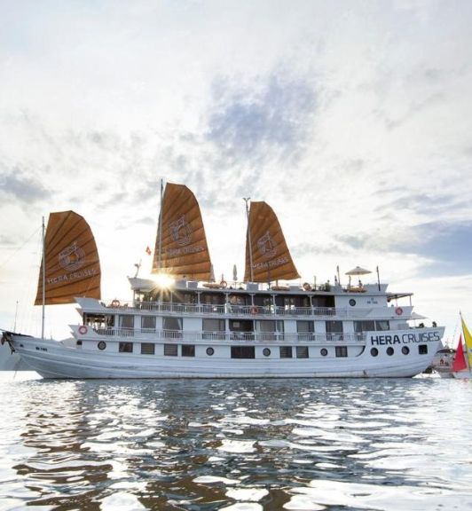 Croisière Jonque Hera Grand Luxury Dans La Baie DHalong