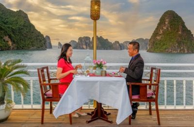 Île de Titop - Baie dHalong - Hanoï (B,Brunch)